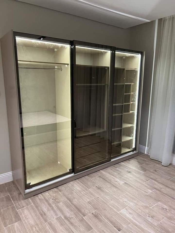 و تركيب الأبواب وصيانته